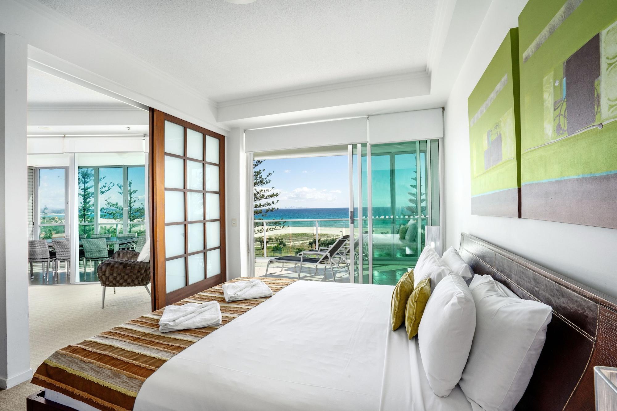 Reflection On The Sea Hotel Coolangatta Екстериор снимка