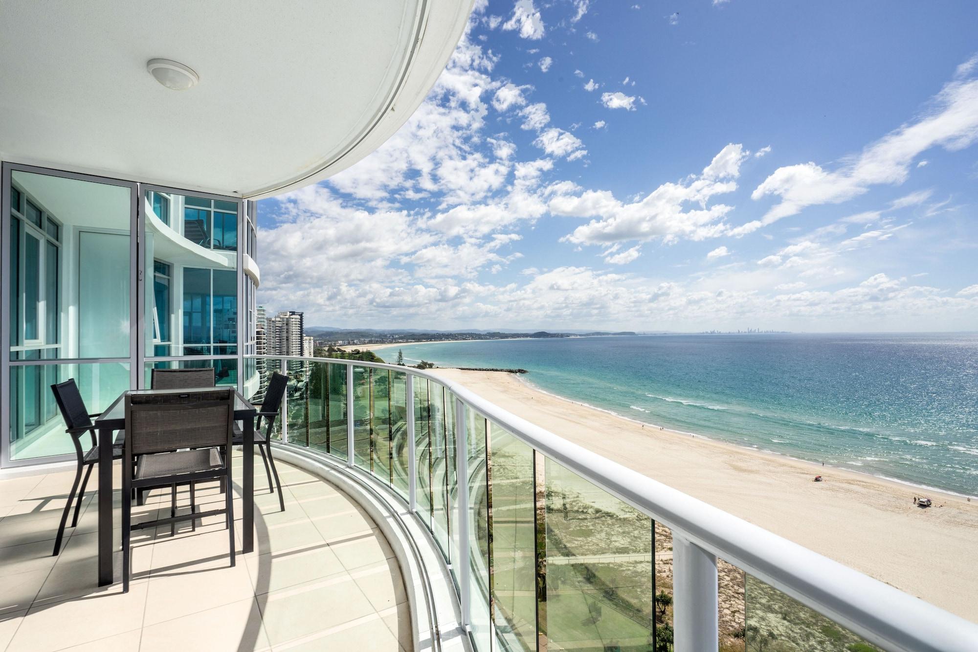 Reflection On The Sea Hotel Coolangatta Екстериор снимка