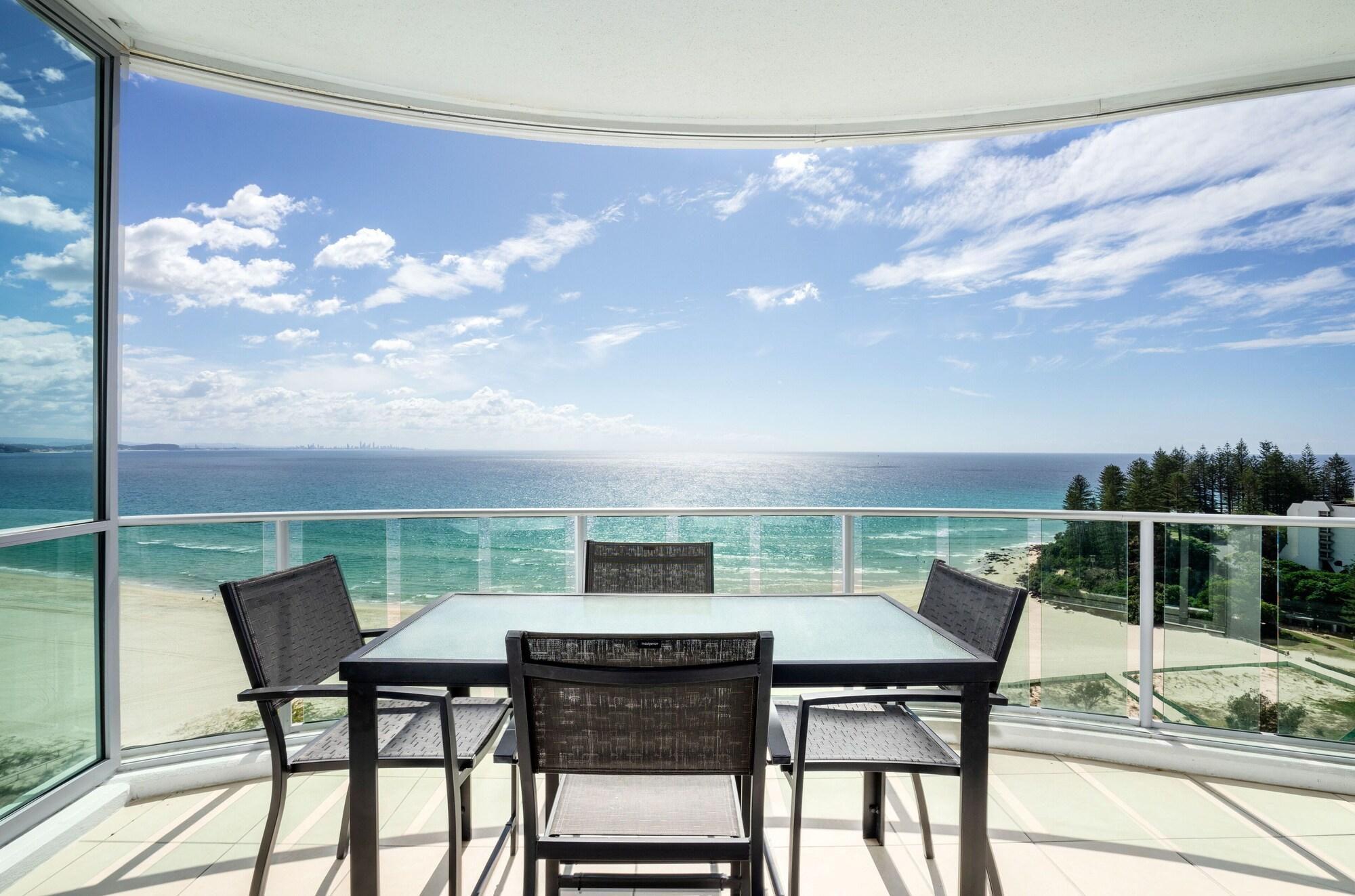 Reflection On The Sea Hotel Coolangatta Екстериор снимка